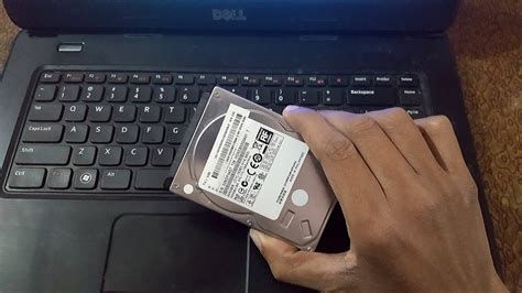 how to hook up desktop hard drive to laptop